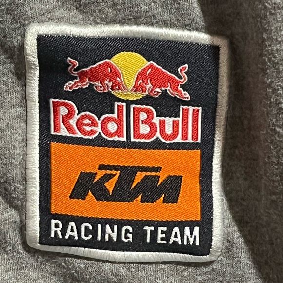 Red Bull Racing T Shirt - Picture 4 of 4